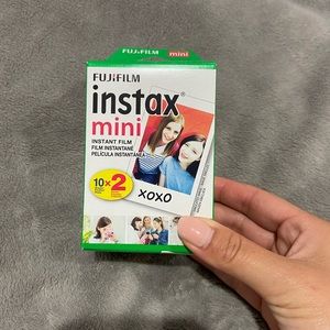 Polaroid FujiFilm MINI- 20 Instant films